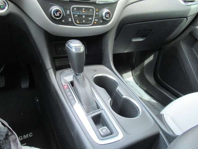Used 2019 Gray Chevrolet LT image 25