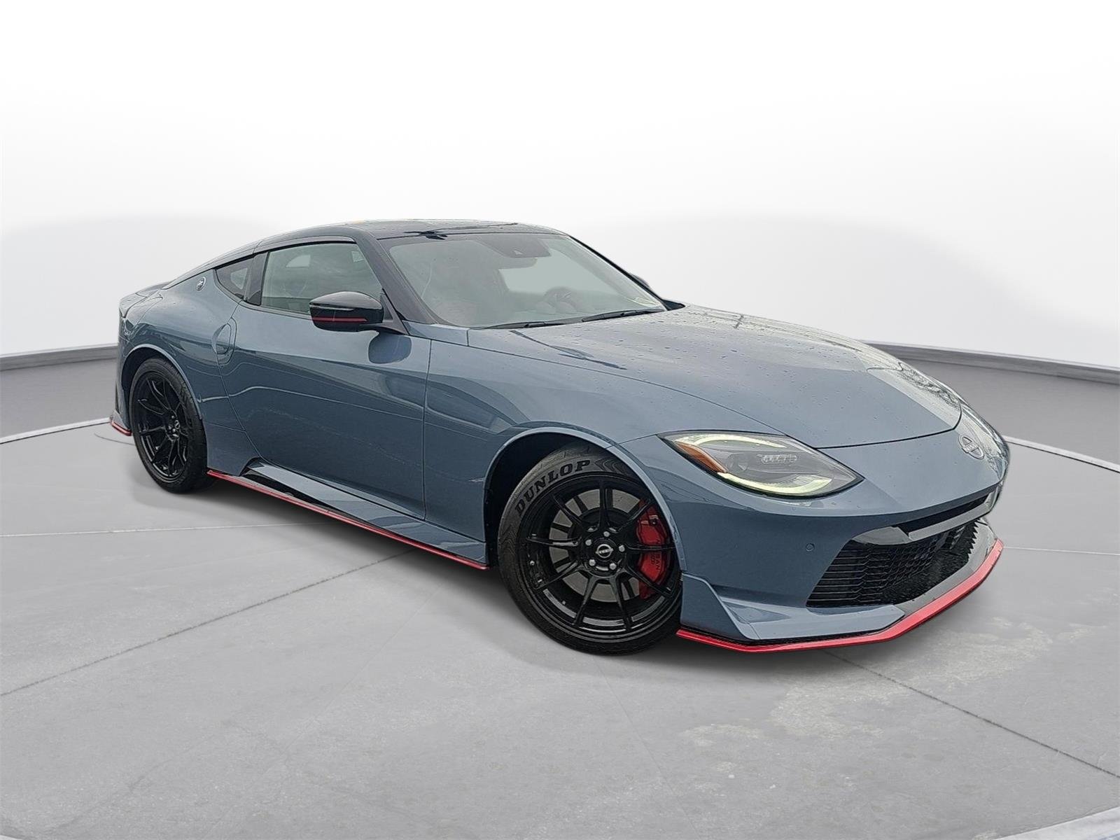 Used 2024 Stealth Gray/Super Black Nissan NISMO image 4
