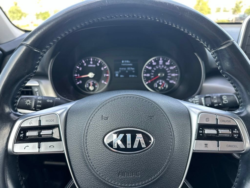 Used 2020 Gray Kia LX image 21