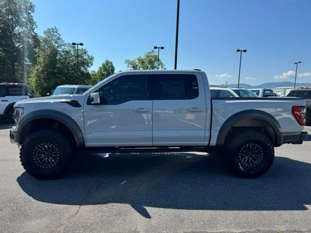 Used 2023 White Ford Raptor image 3