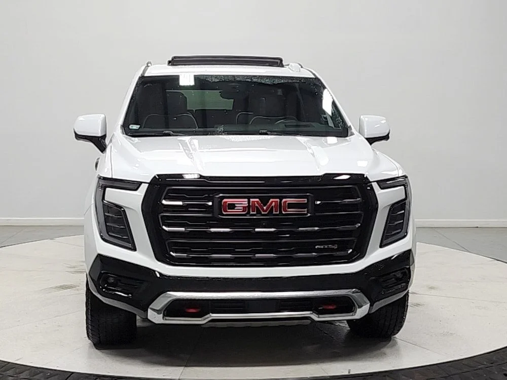 Used 2025 Summit White GMC AT4 Ultimate image 2