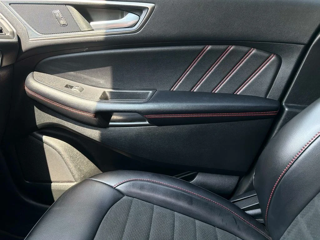 Used 2022 Gray Ford ST Line image 23