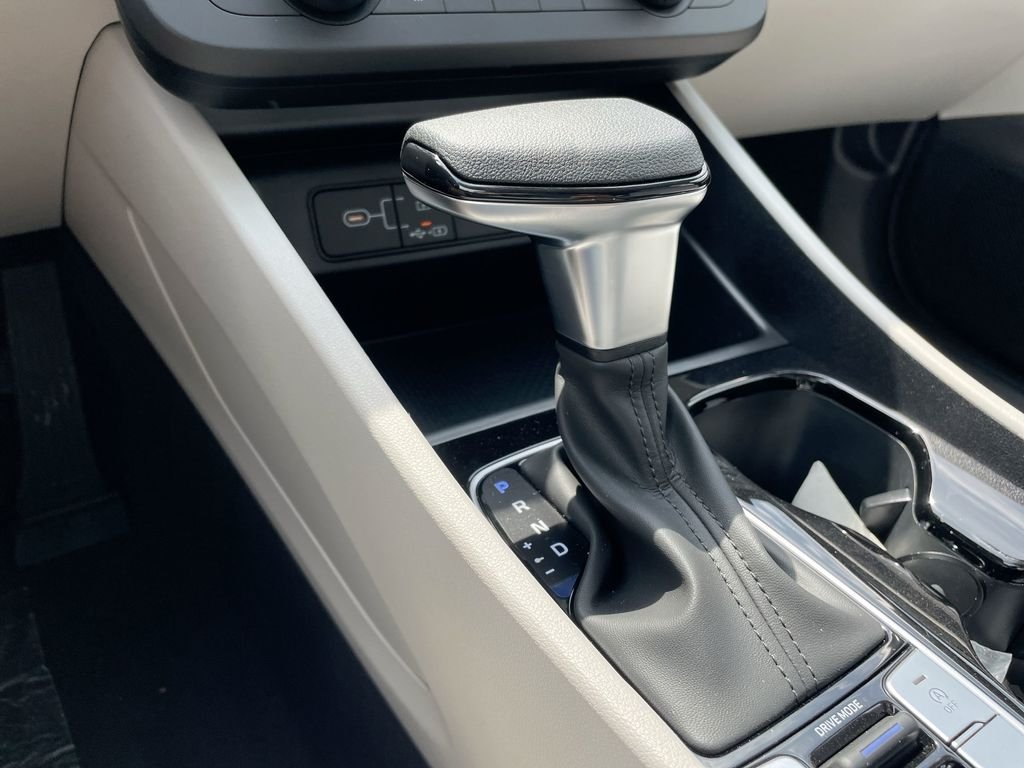 2025 Hyundai Tucson SE - Photo 45