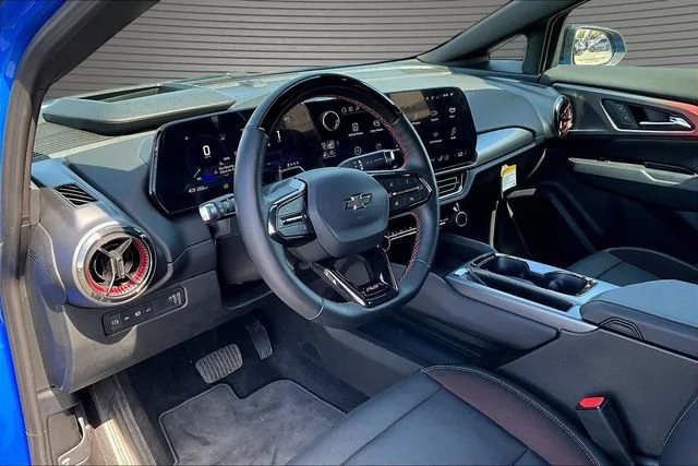 2025 Chevrolet Equinox EV RS - Photo 7