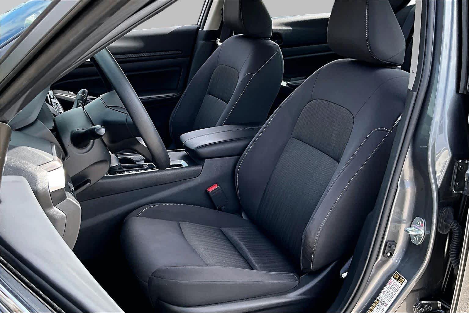 Used 2025 Gun Metallic Nissan SV image 8