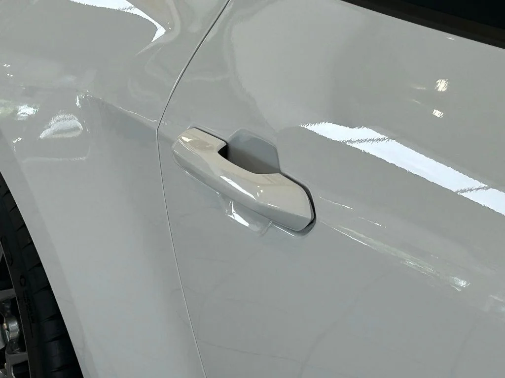 New 2026 Oxford White Ford GT Premium image 19