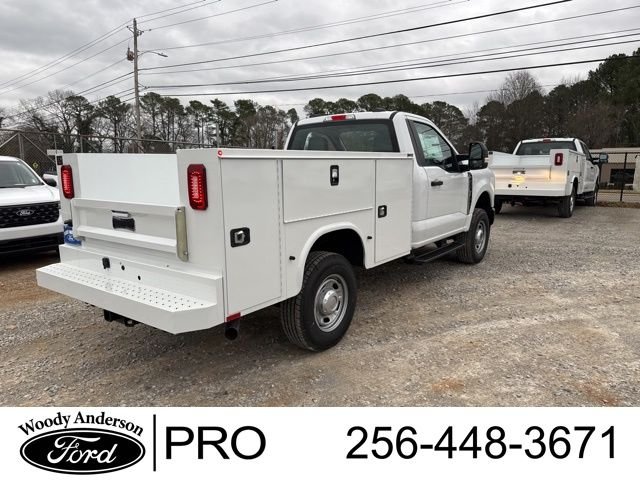 New 2026 Oxford White Ford XL image 5