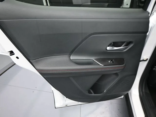 New 2025 White Nissan SR image 10