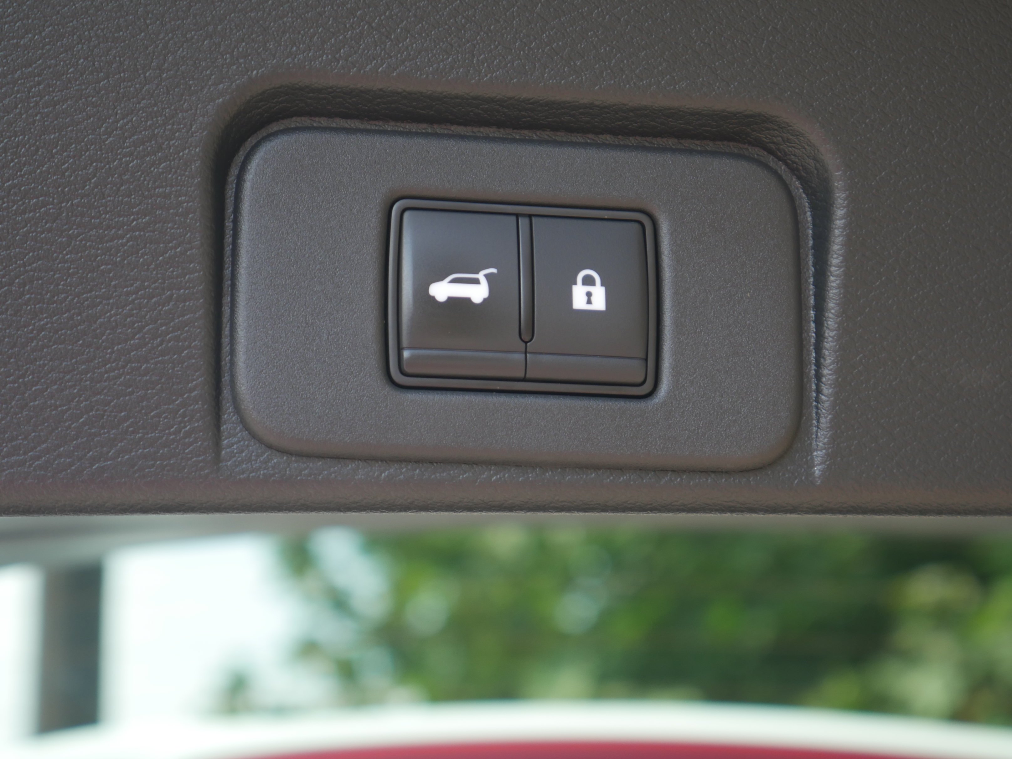 Certified Used 2023 Pearl White Tricoat Nissan SV image 22