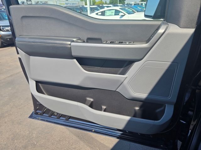 Used 2021 Blue Ford XLT image 12