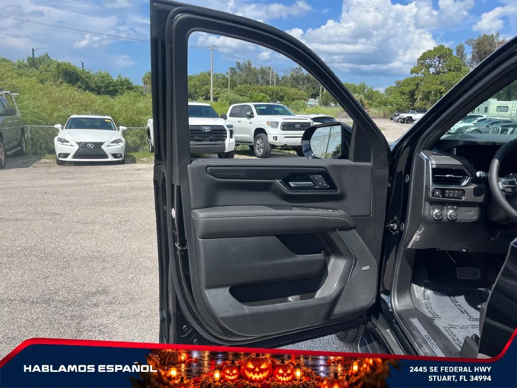 New 2026 Onyx Black GMC Elevation image 11
