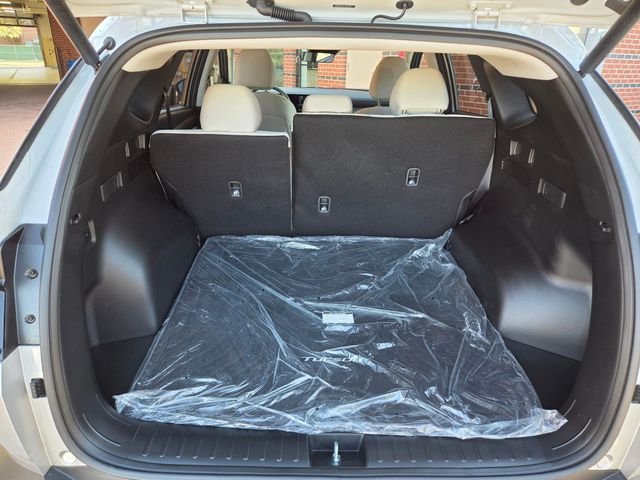 Used 2026 Silver Hyundai SEL image 23