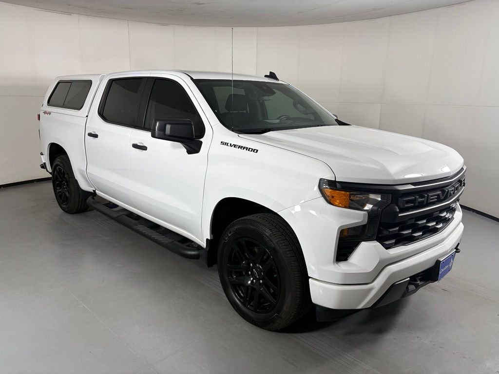 Used 2023 White Chevrolet Custom image 2