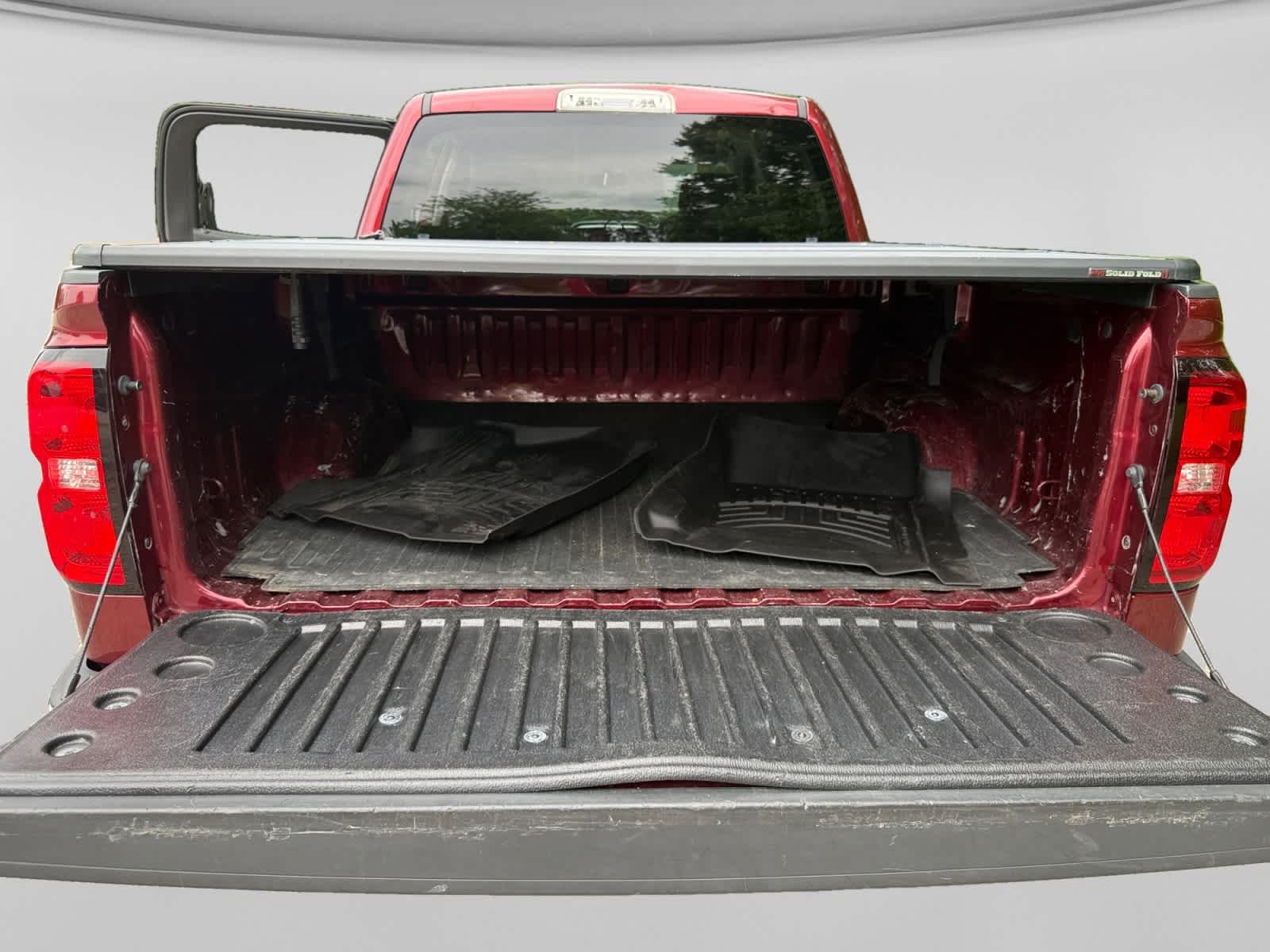 Used 2017 Siren Red Tintcoat Chevrolet LT image 23