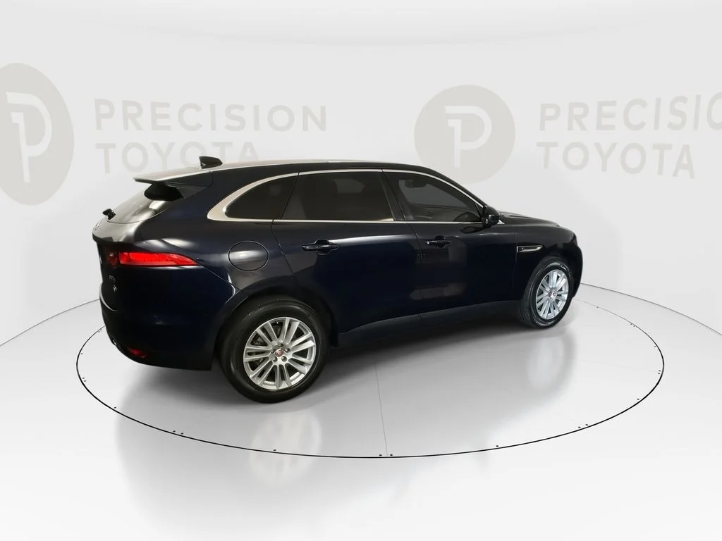 Used 2020 Portofino Blue Metallic Jaguar 30t Prestige image 21