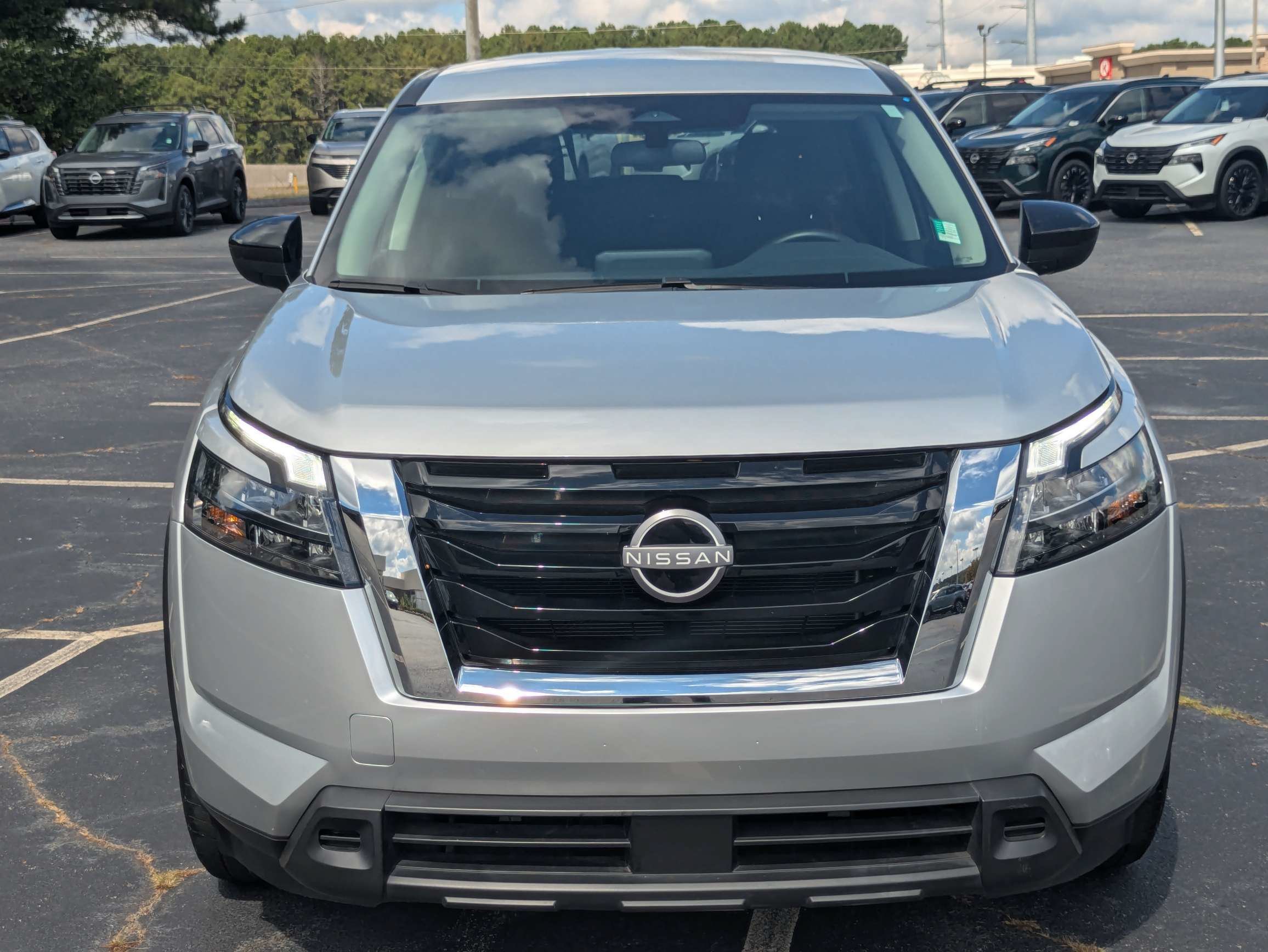 Used 2024 Silver Nissan S image 8