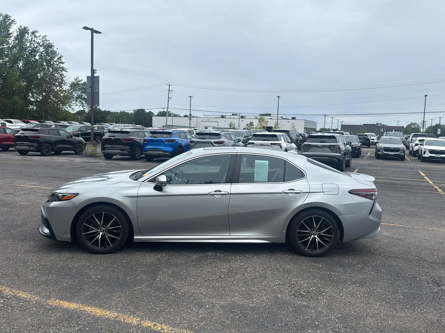 Used 2022 Celestial Silver Metallic Toyota SE image 8