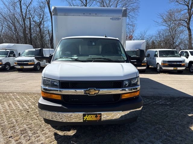 New 2025 Summit White Chevrolet 2WT image 2