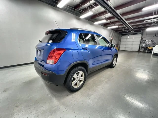 Certified Used 2015 BRILLIANT BLUE METALLIC Chevrolet LT image 8