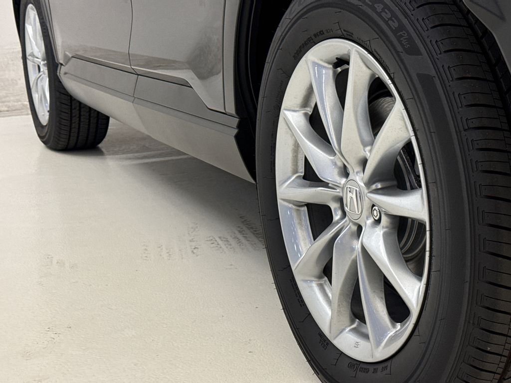 2026 Honda CR-V EX - Photo 11