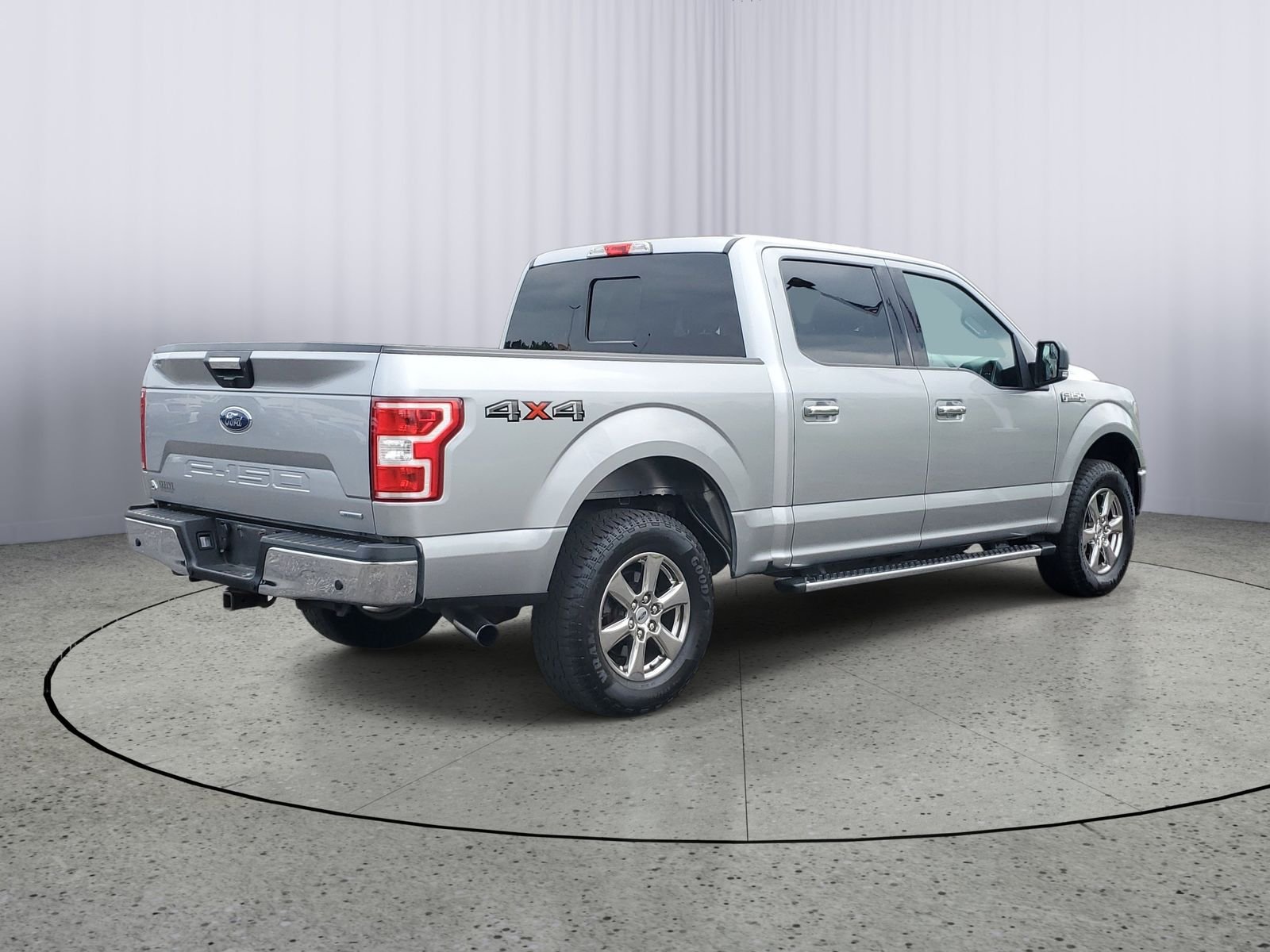 Certified Used 2020 Silver Ford XLT image 4