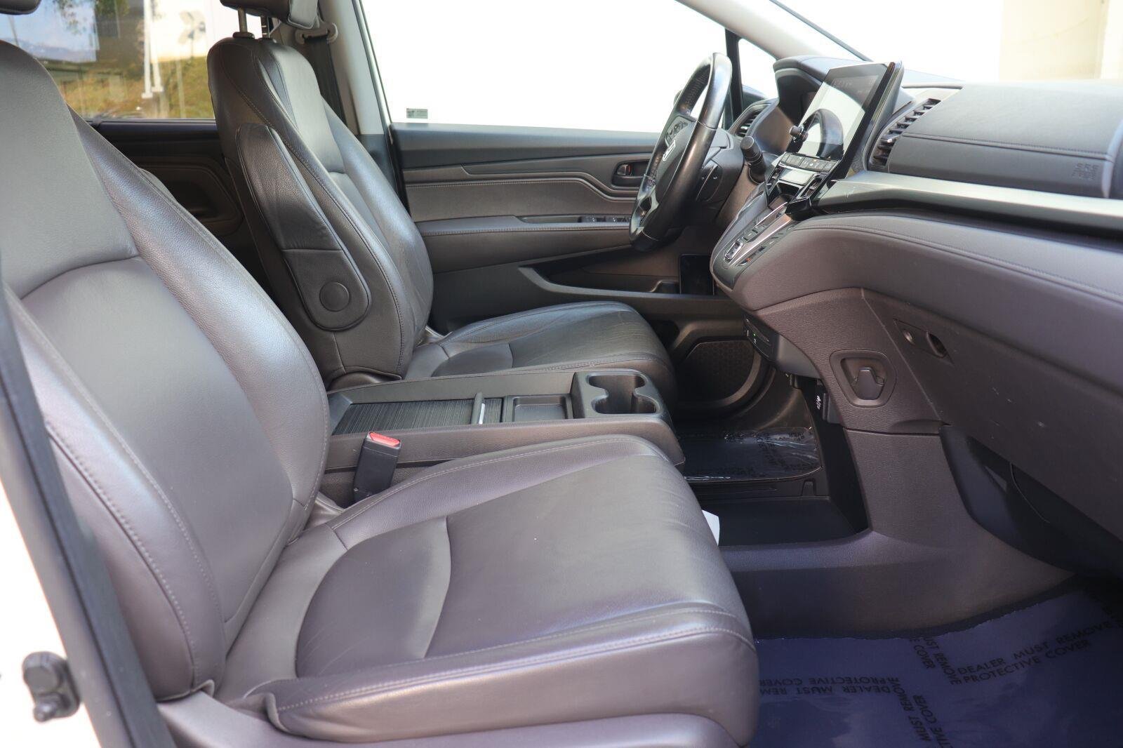 Used 2019 White Diamond Pearl Honda EX-L w/Navi w/RES image 19