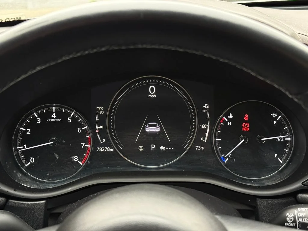 Used 2021  Mazda Premium image 10