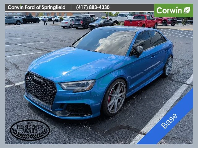 Used 2019 Ara Blue Crystal Effect Audi 2.5T image 1