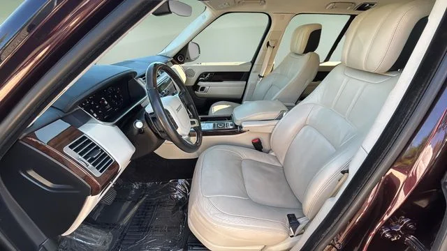 Used 2019  Land Rover 3.0L V6 Supercharged HSE image 18