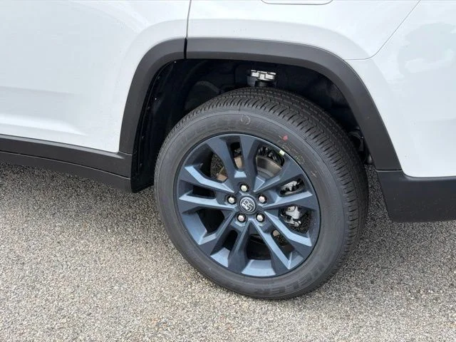 New 2026 White Jeep  image 6