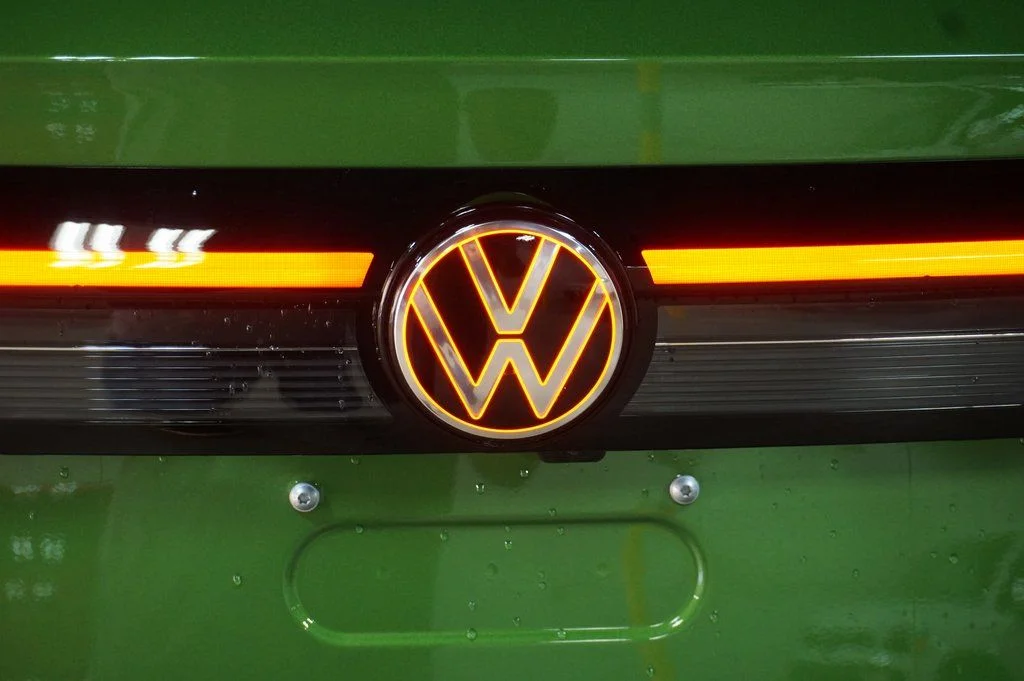 New 2026 Moss Green Volkswagen 1.5T SE Black image 30