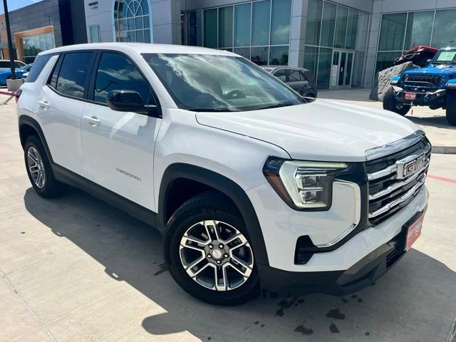 Used 2026 White GMC Elevation image 1