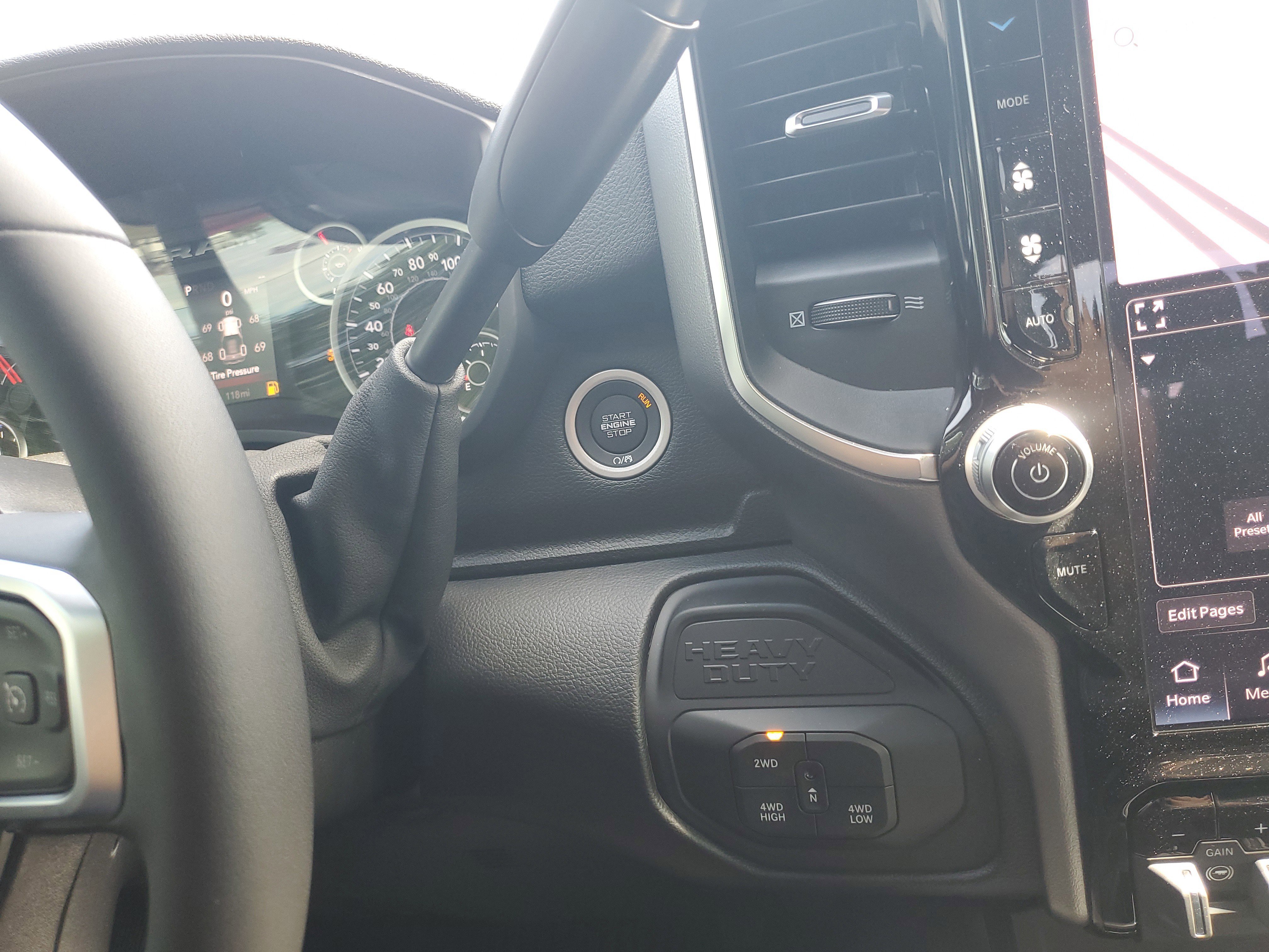 2026 RAM 2500 Big Horn - Photo 18