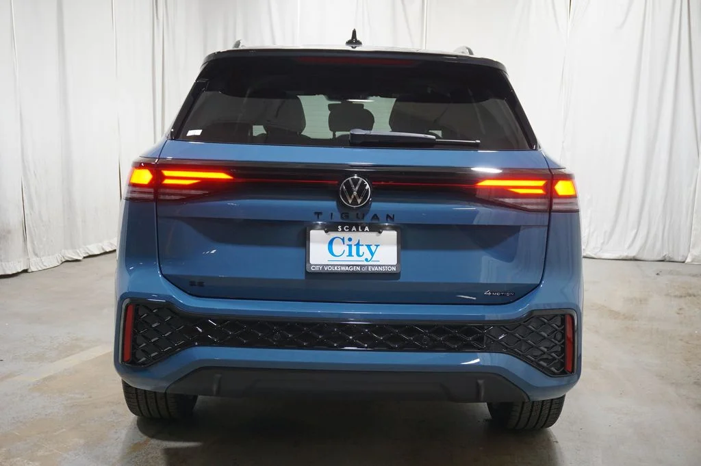 Certified Used 2025 Blue Volkswagen 2.0T SE R-Line Black image 6