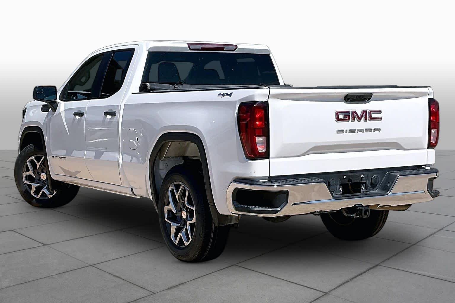 Used 2024 Summit White GMC Pro image 13