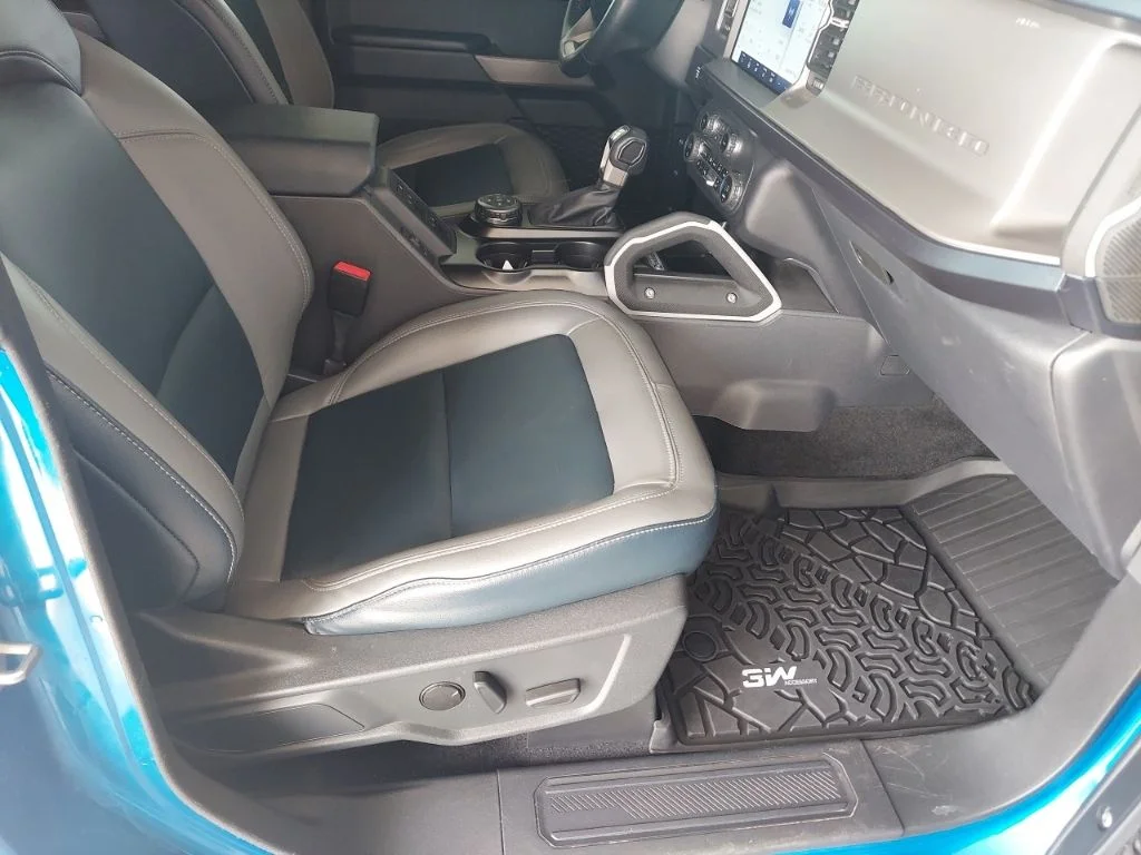 Used 2023 Blue Ford Outer Banks image 34