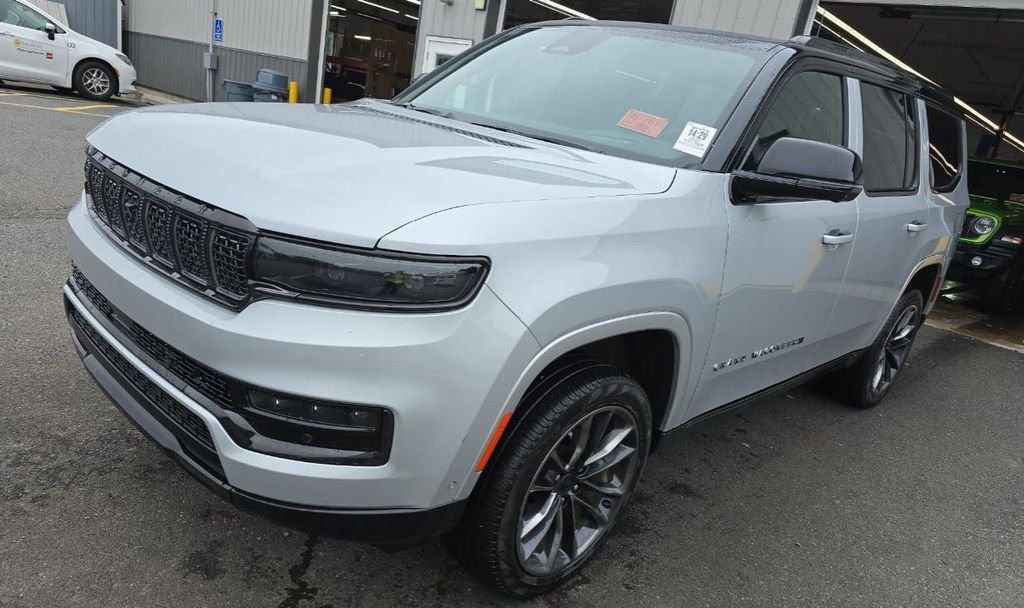 Used 2025 Silver Jeep Series III image 1
