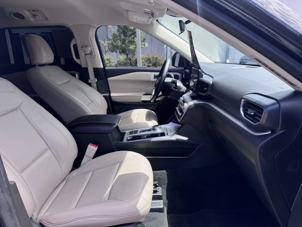 Used 2023 Blue Ford XLT image 26