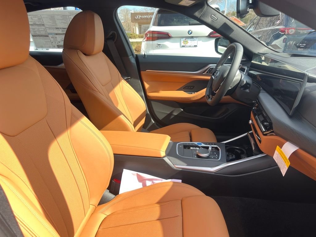 Used 2026 Red BMW xDrive40 image 32