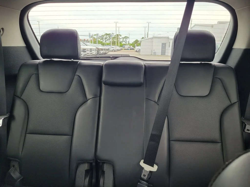 Certified Used 2022 Gray Kia S image 21