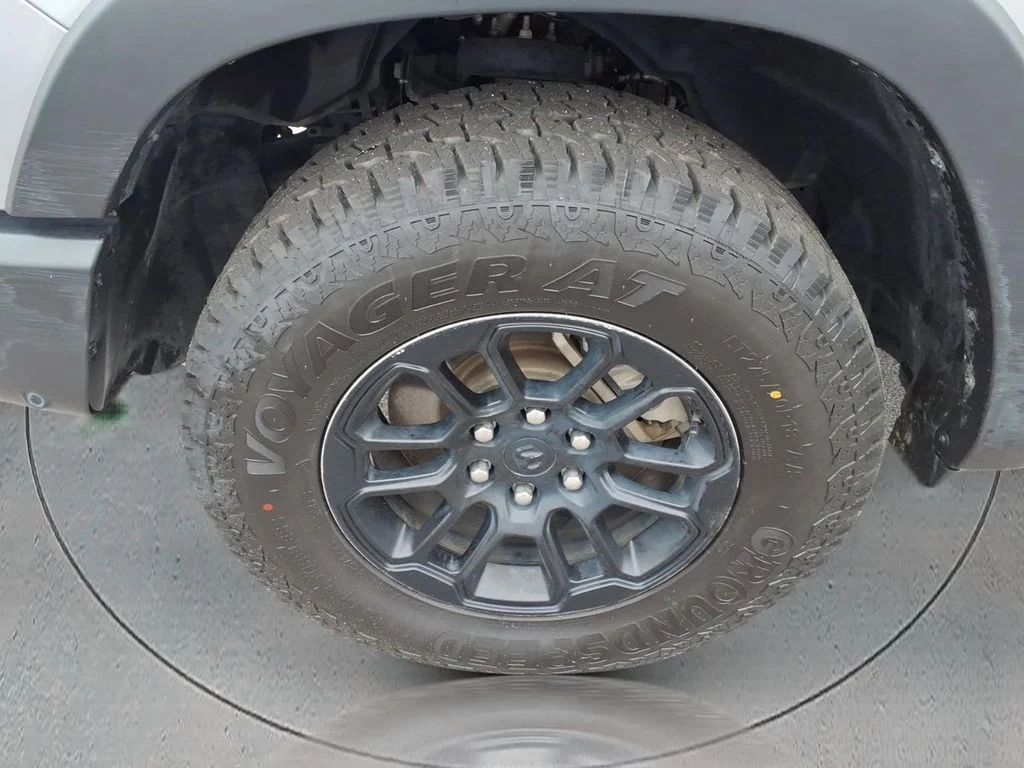 Used 2025 Silver Ram Rebel image 6