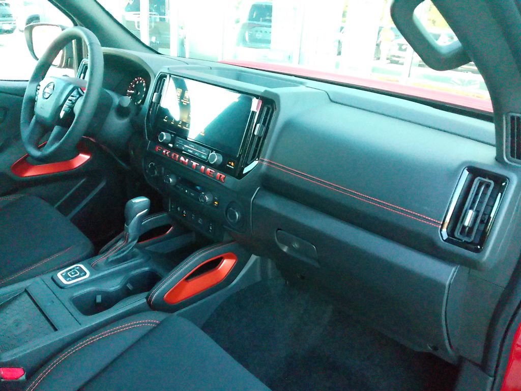 2026 Nissan Frontier PRO-4X - Photo 14
