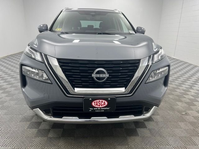 Used 2023 Boulder Gray Pearl Nissan Platinum image 3