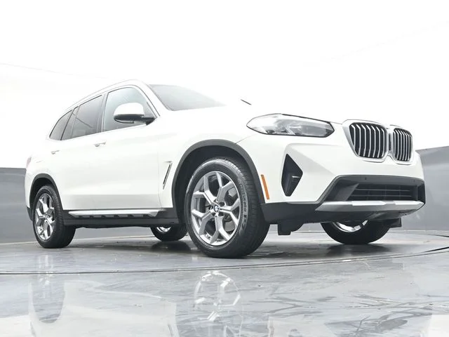Used 2023 White BMW sDrive30i image 29