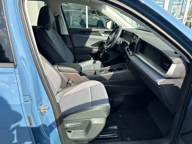 2026 Volkswagen Tiguan SE - Photo 29