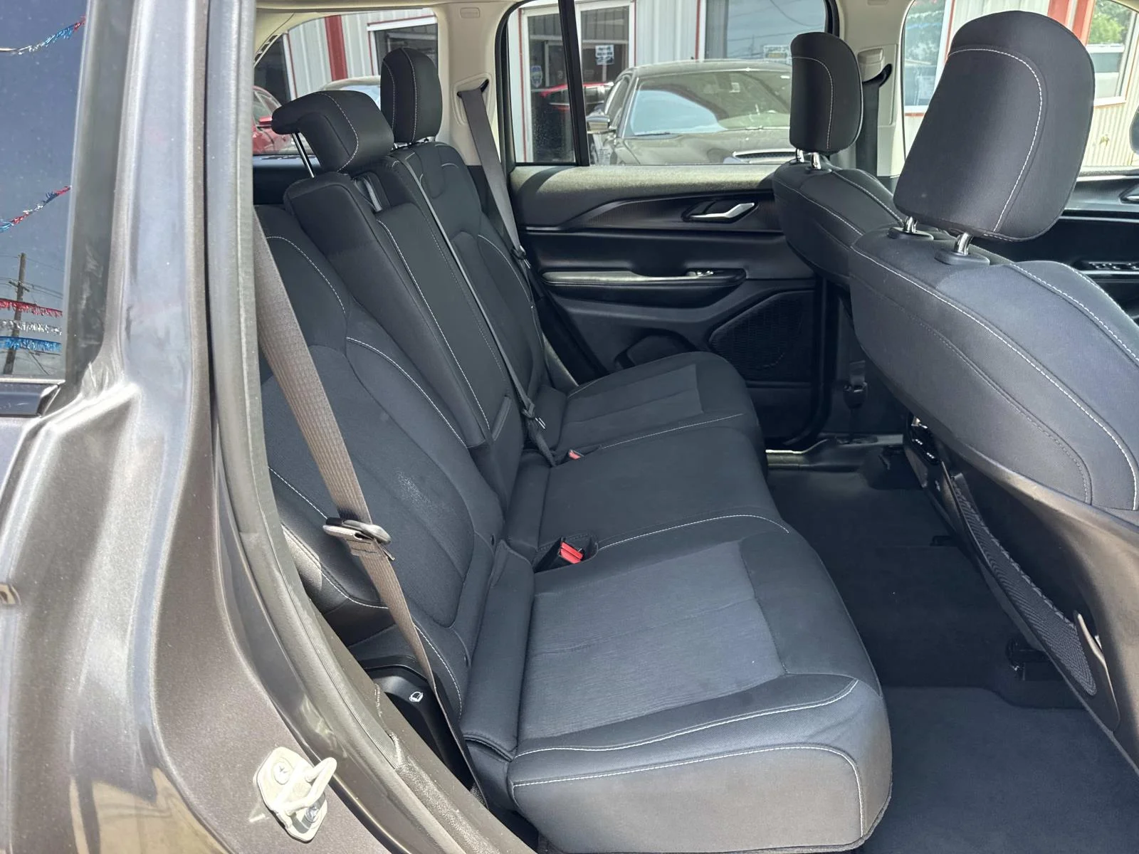 Used 2024 Baltic Gray Metallic Clearcoat Jeep Laredo image 9