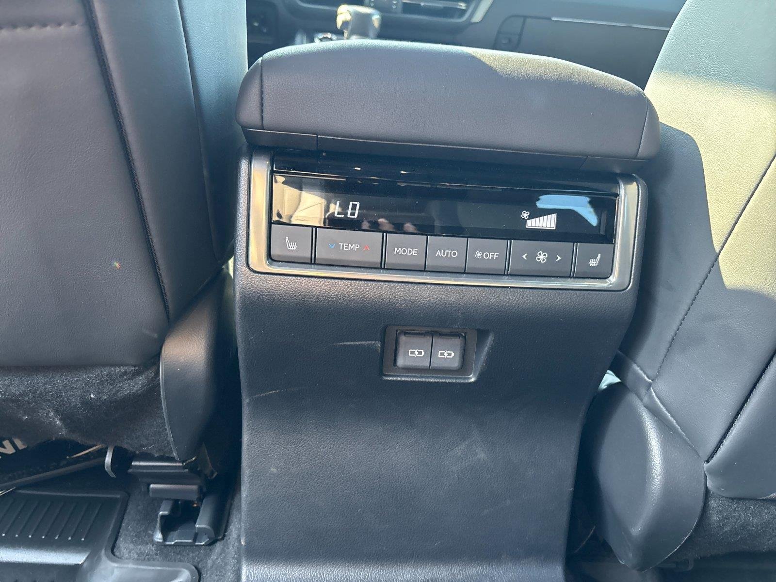 Used 2024 Nightfall Mica Lexus Premium+ image 33