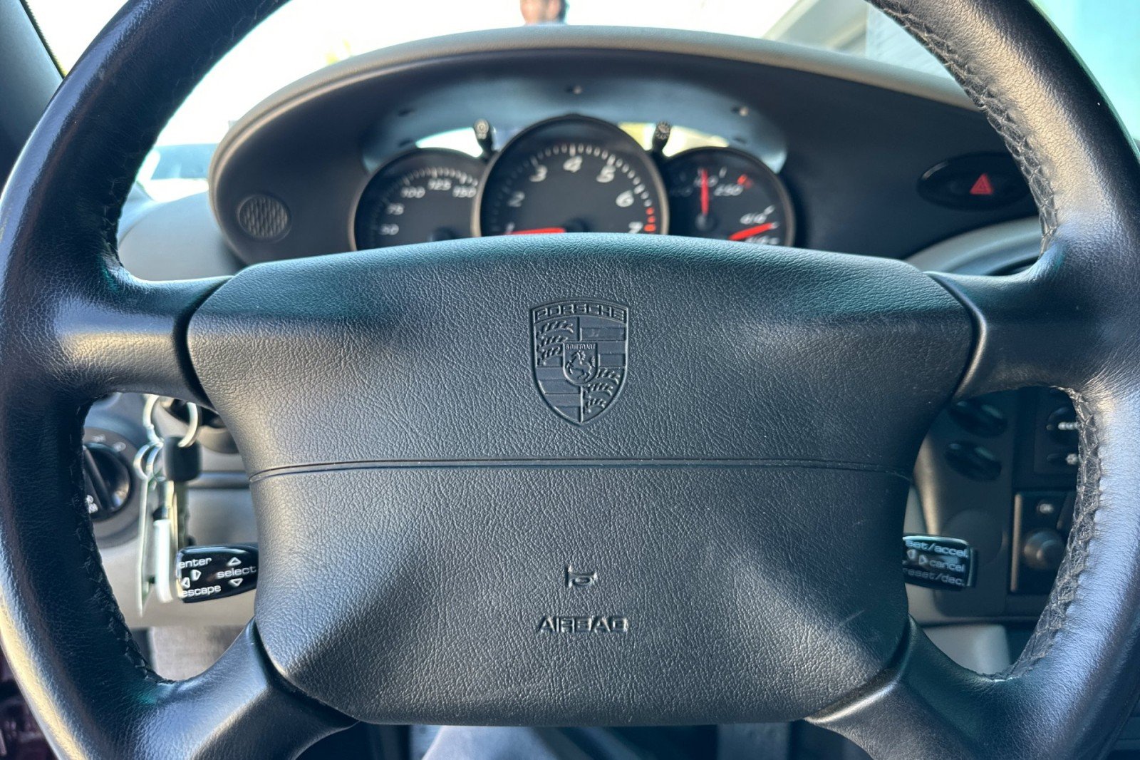 Used 1999 ARENA RED Porsche  image 18