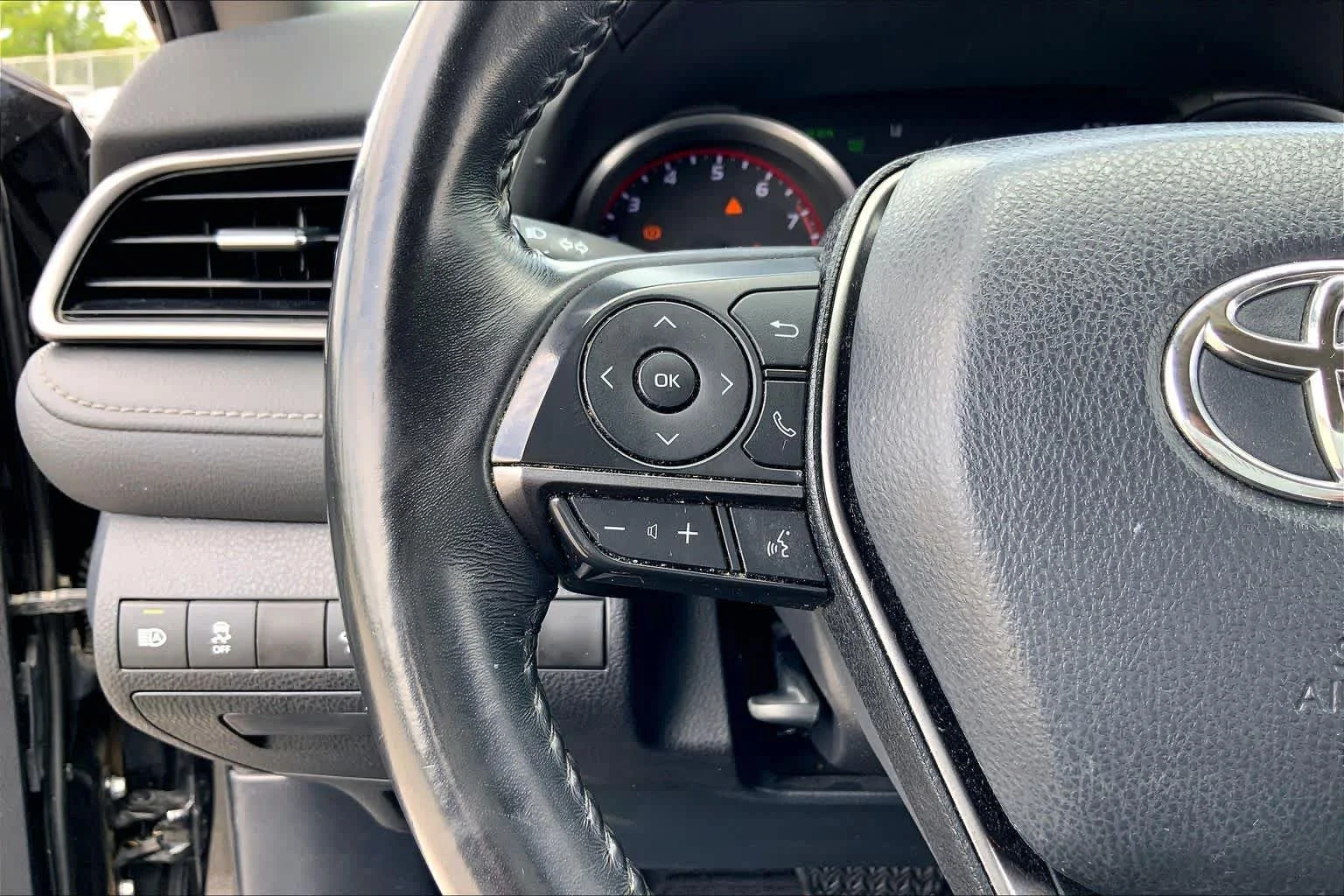 Used 2021 Midnight Black Metallic Toyota XSE image 23