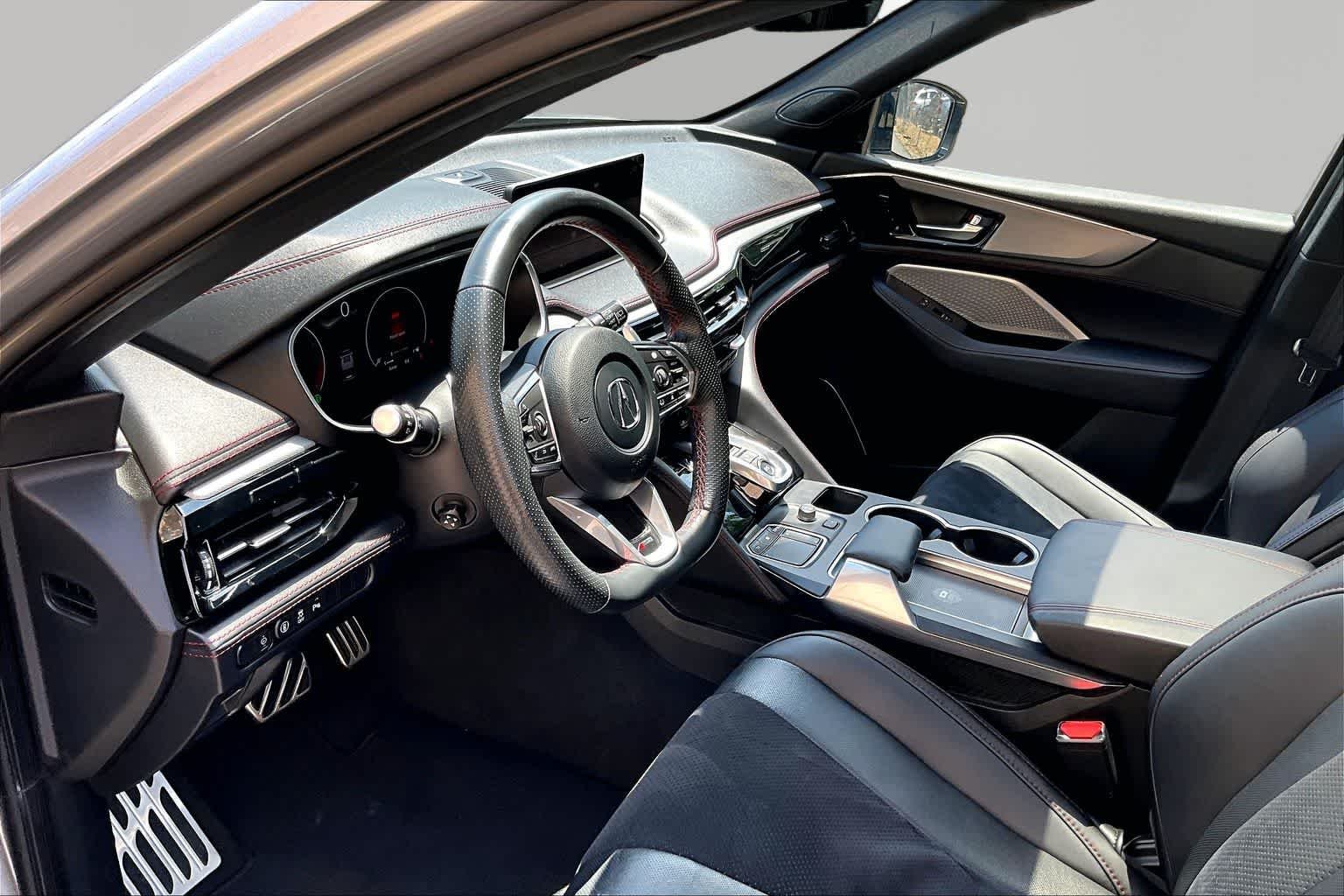 Used 2023 Lunar Silver Metallic Acura w/A-Spec Package image 18